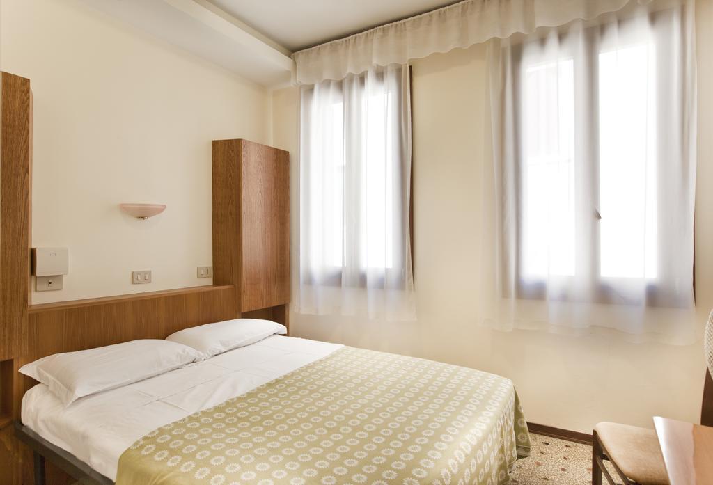 Hotel San Fantin 베니스 객실 사진